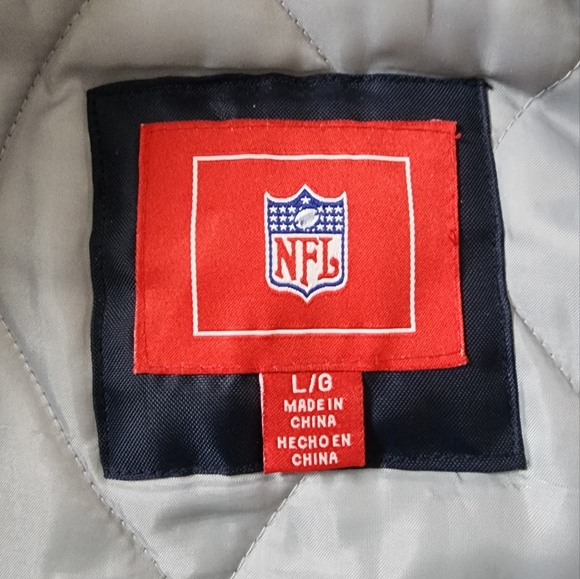 NFL Patriots quilted jacket, size L - Picture 12 of 16